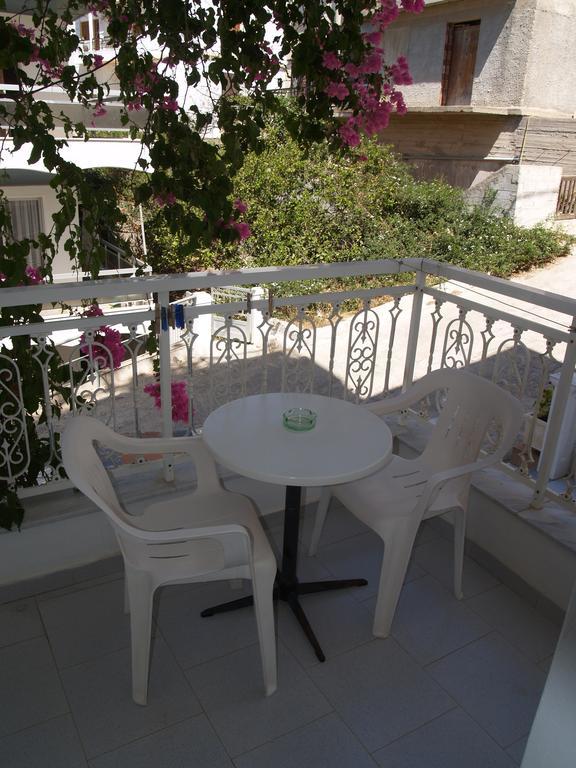 Roses Studios Karpathos Pokoj fotografie